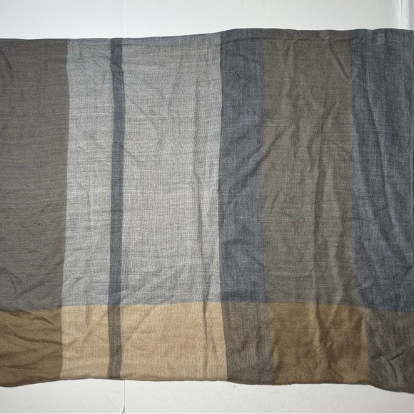 H&M Infinity Scarf - Picture 3 of 5